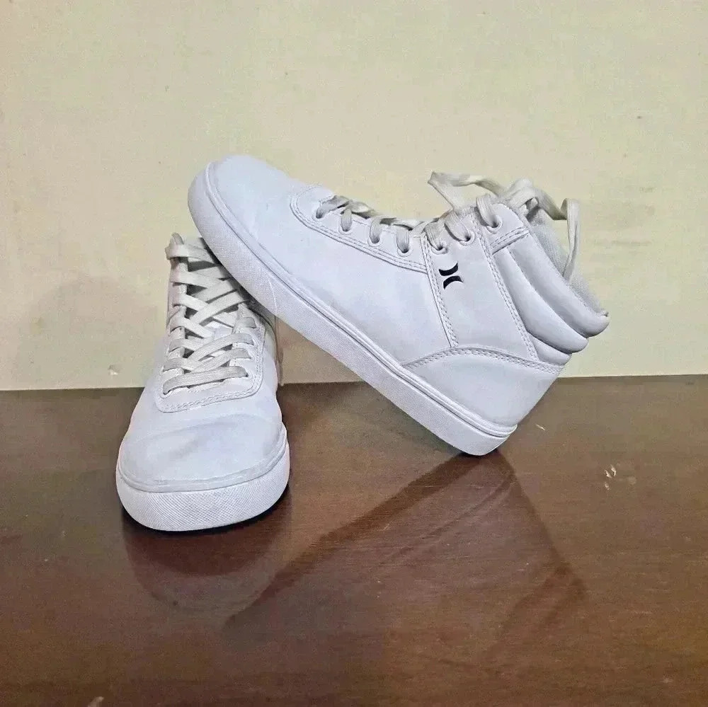 Hurley Sneakers Size 6M